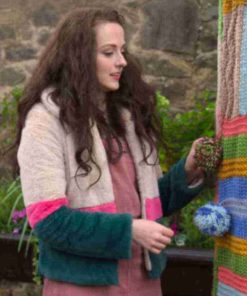 A Castle For Christmas Eilidh Loan Teddy Bear Jacket